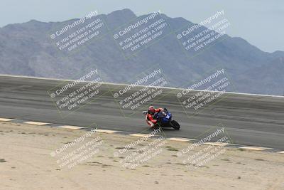 media/Nov-15-2025-Race Pace (Sat) [[8de605a2d8]]/Verified Riders/Bowl (1020am)/